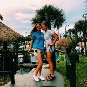 Meet your Posher, Kayla